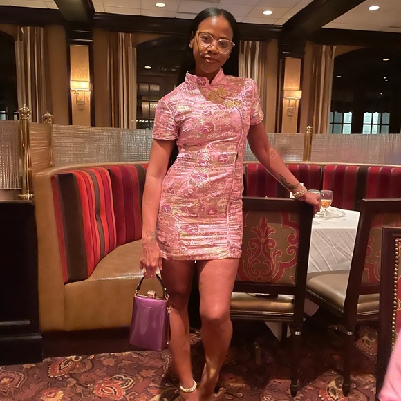 Oriental dress - Picture 2 of 2